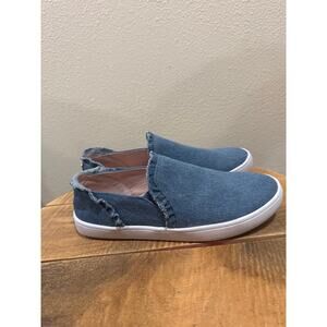 Kate Spade New York Women's Lilly denim ruffle slip-on sneakers size 9